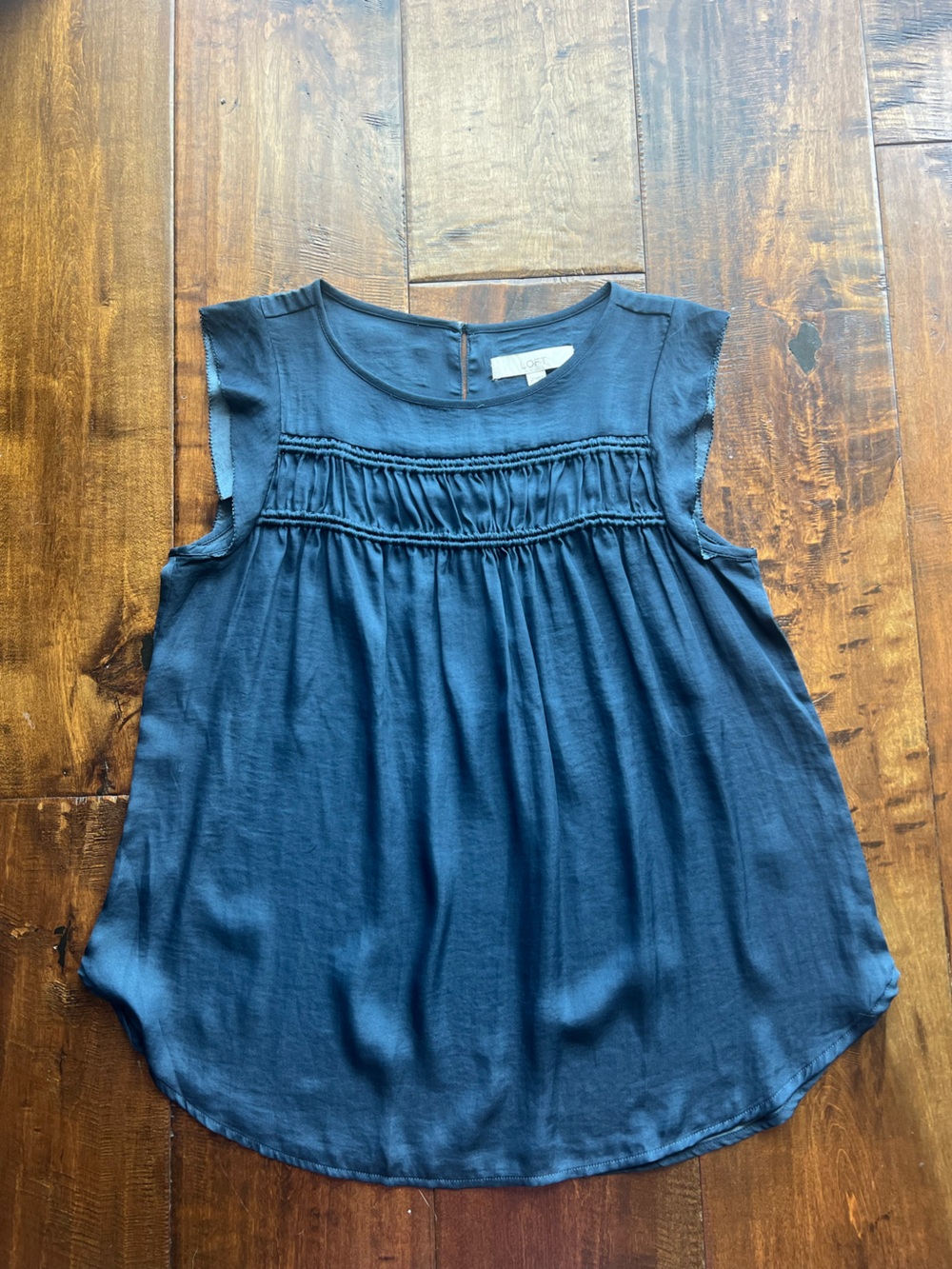 LOFT Dark Navy Sleeveless flowy top